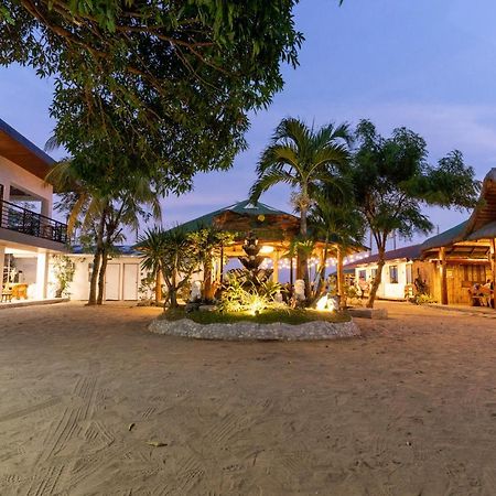 Bamboo Paraiso Resort At Bolo Beach Alaminos Exterior foto